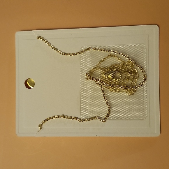 New Dainty Valloey Initial Pendant Necklace - Picture 3 of 3